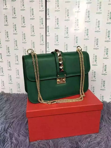 valentino handbags outlet online.